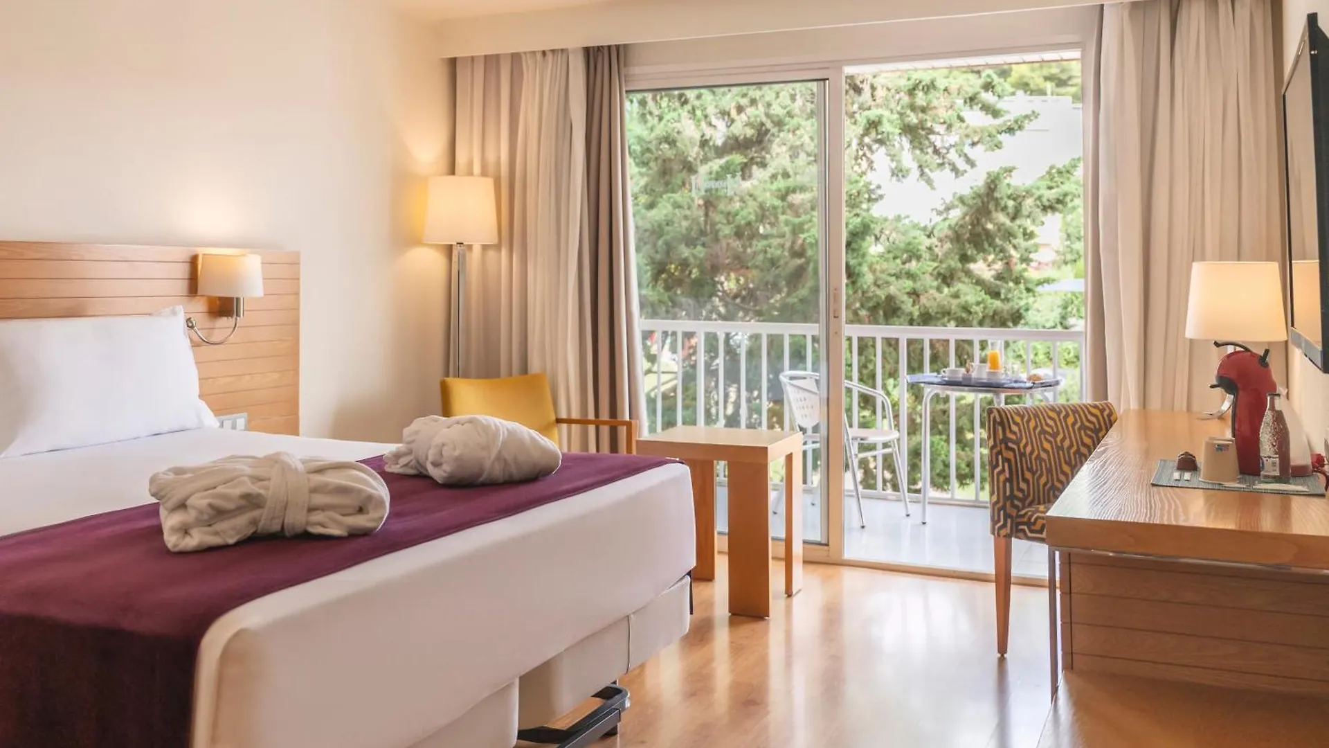 Hesperia Ciudad De Mallorca Palma di Maiorca 4*,