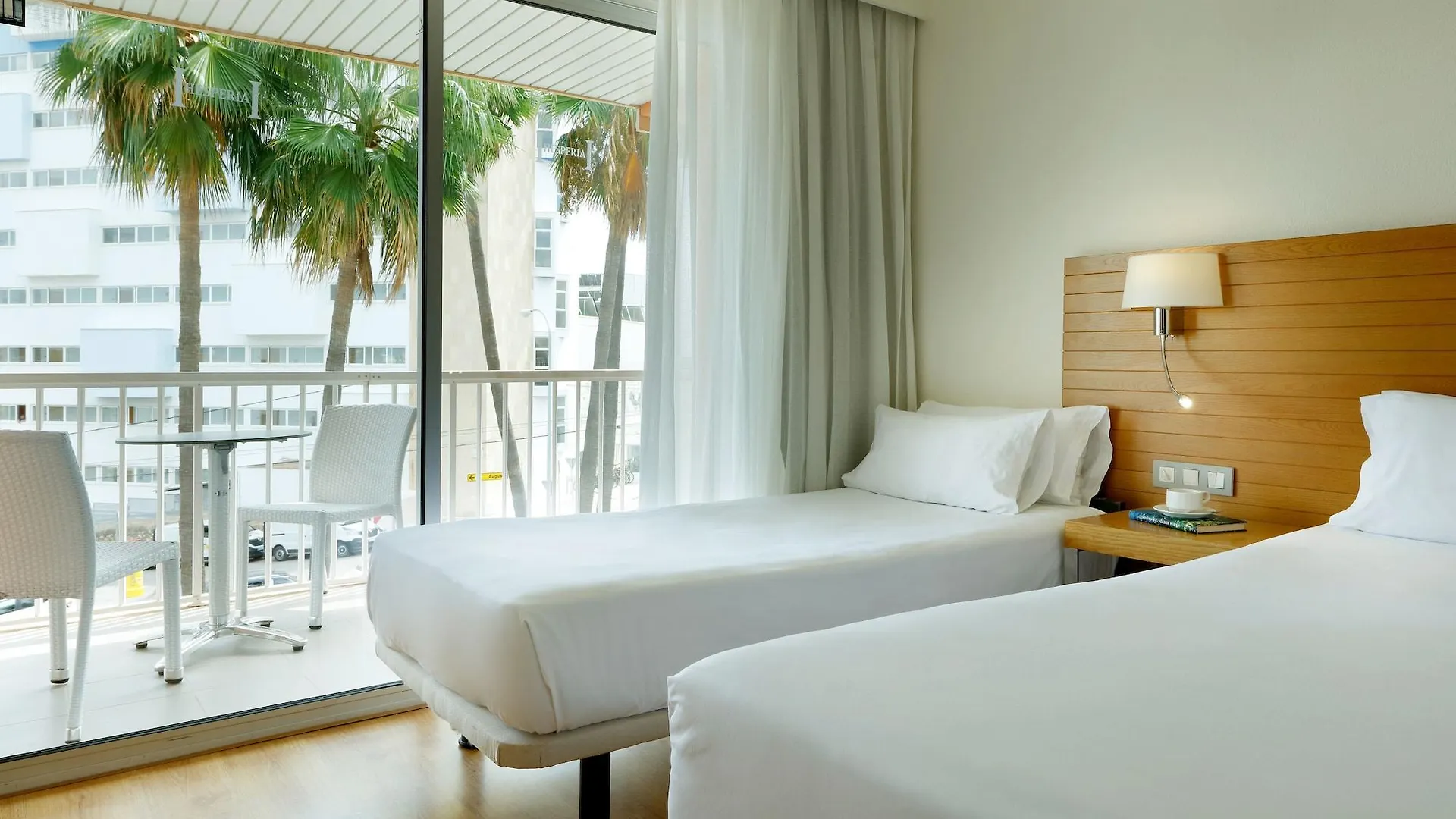 **** Hotel Hesperia Ciudad De Mallorca Palma de Mallorca Spain