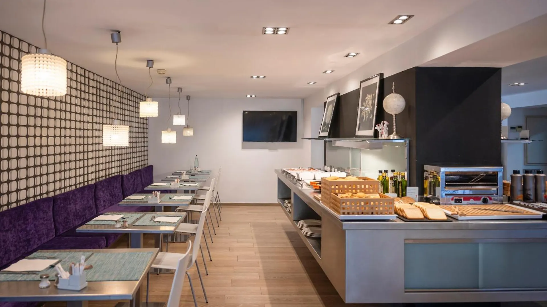 Hesperia Ciudad De Mallorca Palma 4*,